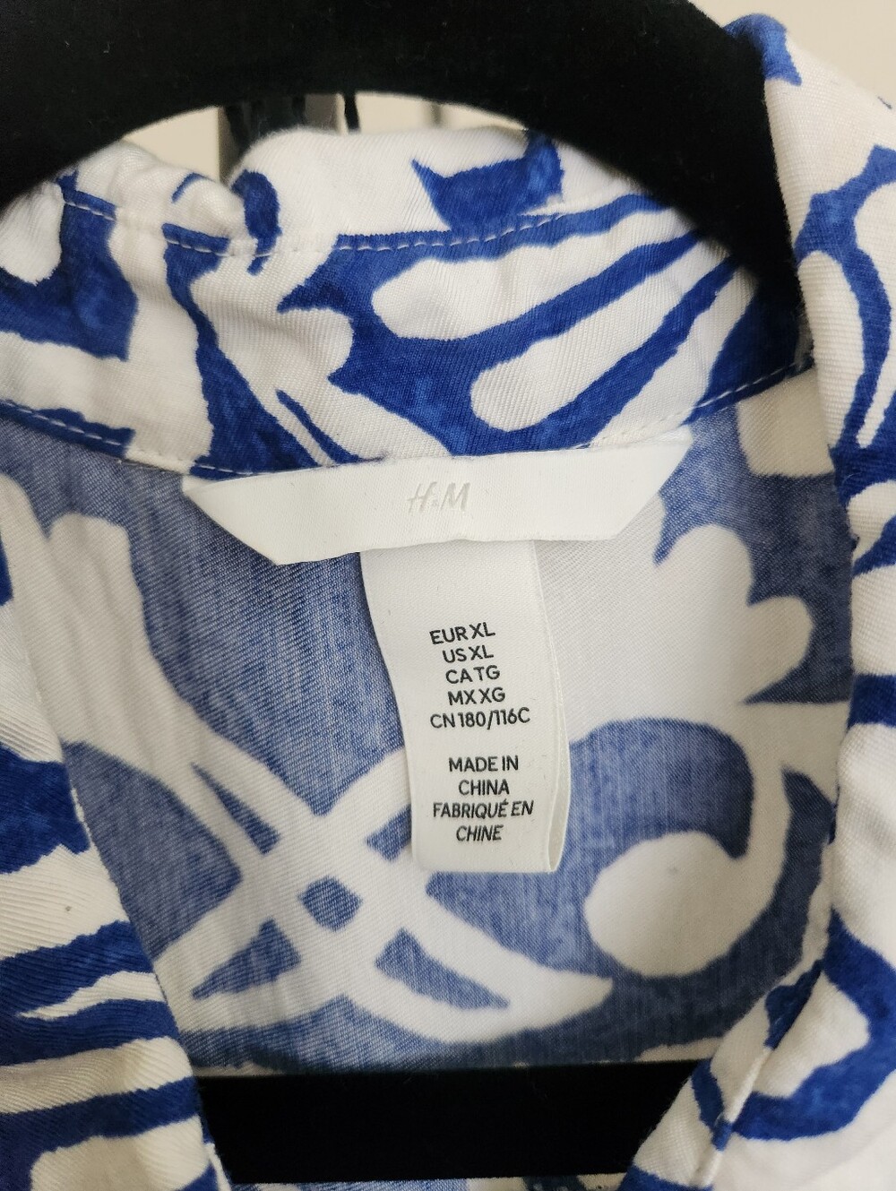 H&M Short Sleeve Short Set Blue and White Floral Button-Up Top XL - Picture 5 of 13